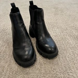 Steve Madden womens black boots